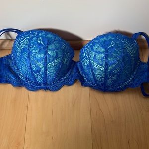Victoria’s Secret PINK date push up balconette